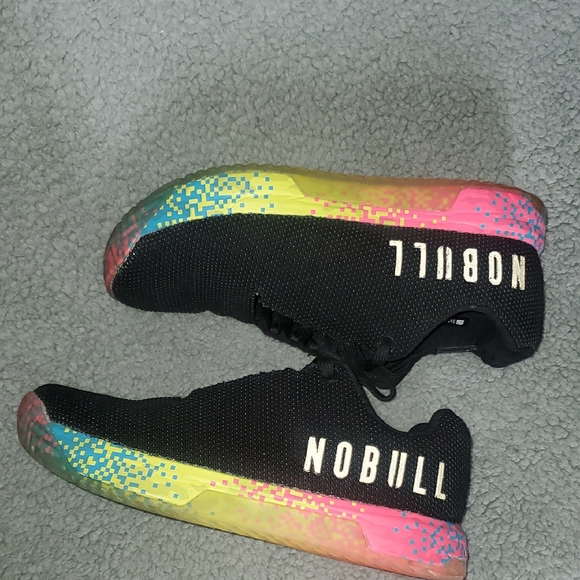 NOBULL Kids Black Sneakers with Colorful Sole - Picture 6 of 11